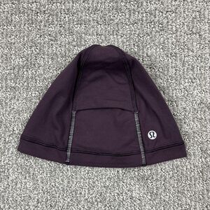 Lululemon Run It Out Toque Womens OS Black Cherry Beanie Running Ponytail